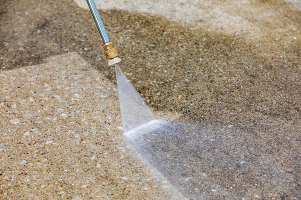 Driveway Pressure Cleaning in Fayetteville